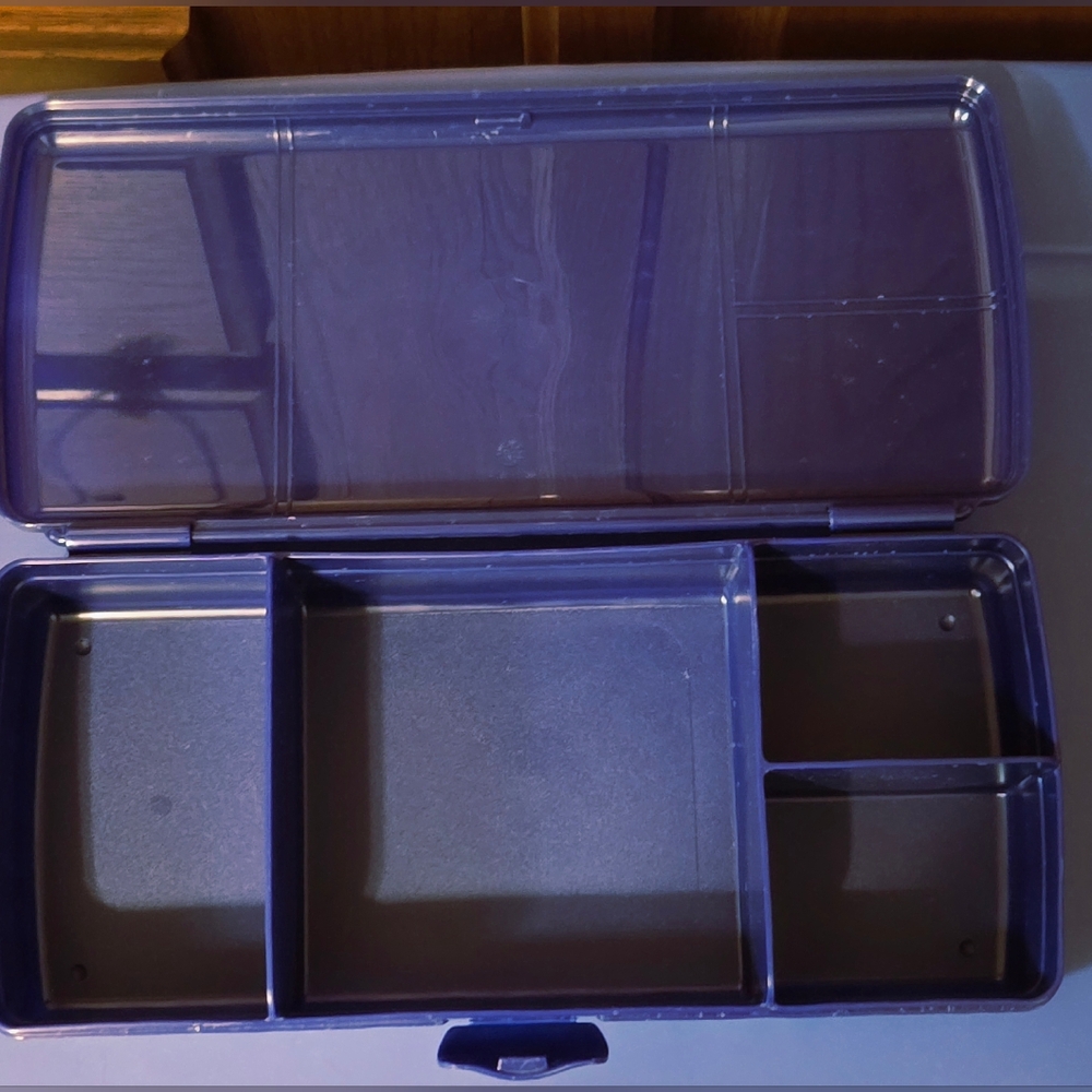 Tupperware Lunch N Things Container NWOT